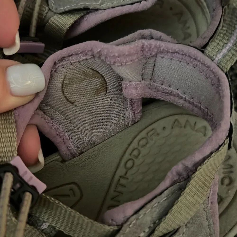 ✨KEEN WOMEN'S WHISPER SZ 9.5 SANDALS✨ - Picture 7 of 10